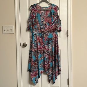 Beige eci Blue Paisley Cold-Shoulder Dress Handkerchief Hem Polyester-Blend 1X